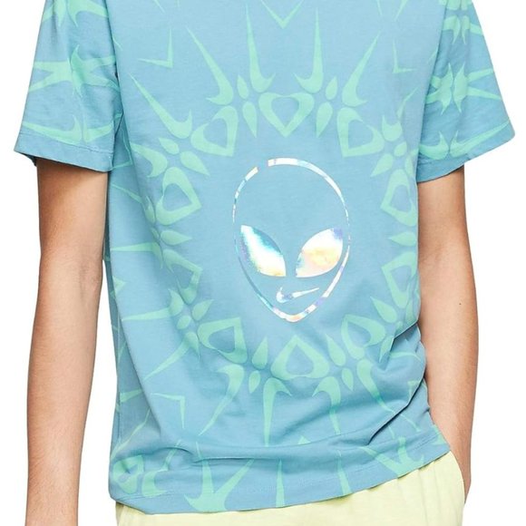 Nike Short Sleeve Reflective Holographic Alien Swoosh Festival Shirt Small - Picture 1 of 9